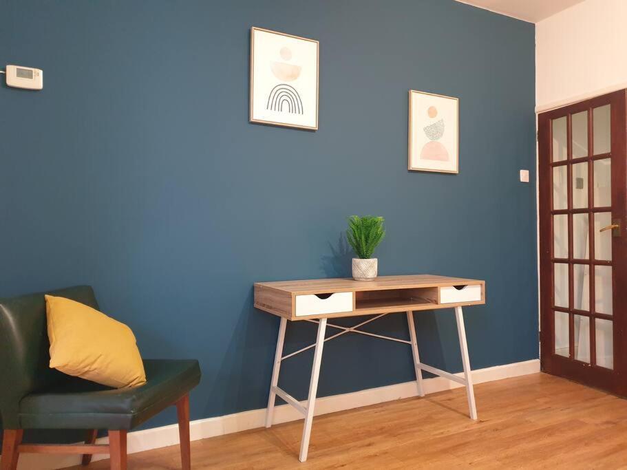 City Townhouse Close To Cafes And Restaurants NWI Esterno foto