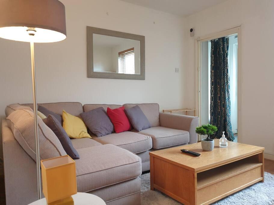 City Townhouse Close To Cafes And Restaurants NWI Esterno foto
