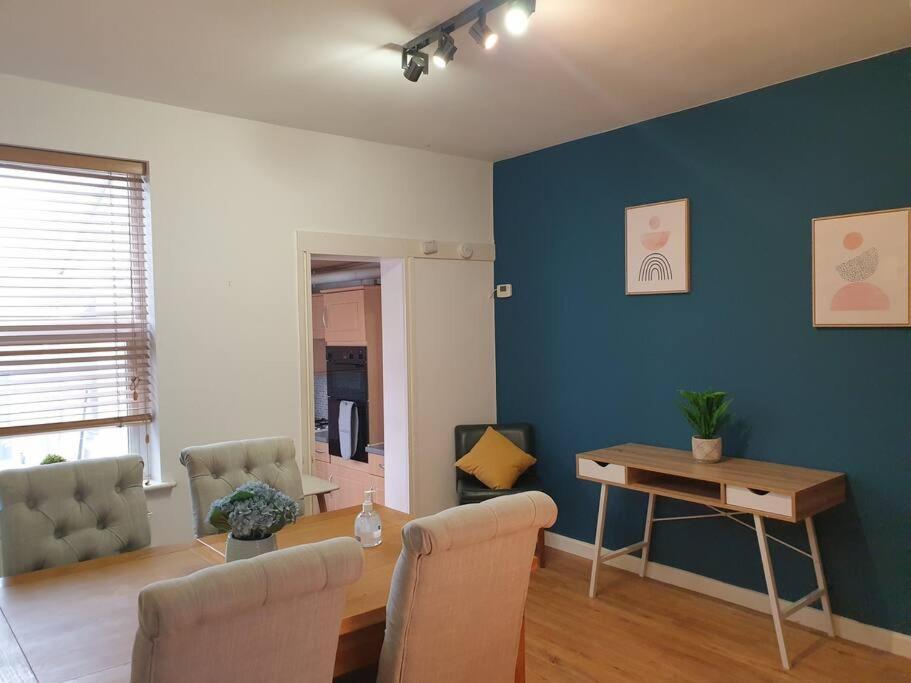 City Townhouse Close To Cafes And Restaurants NWI Esterno foto
